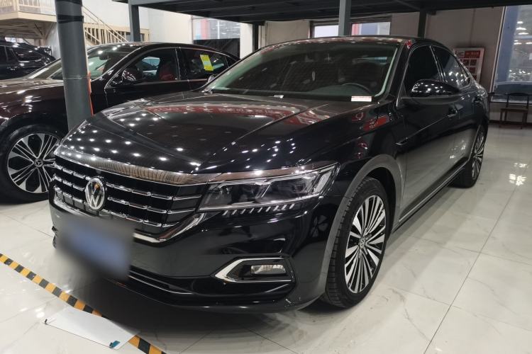 Used Volkswagen Passat 2019 330TSI Luxury Edition China VI Standard
