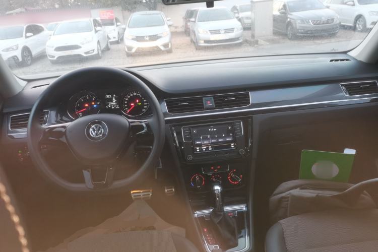 Used Volkswagen C-TREK 2017 1.6L Automatic Comfort Model
