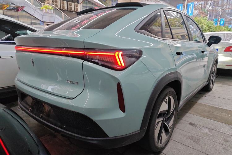 Used Livan Livan 7 2023 605km Hunter Light