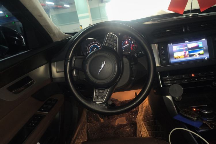 Used Jaguar XFL 2017 XFL 2.0T 240PS Luxury Edition