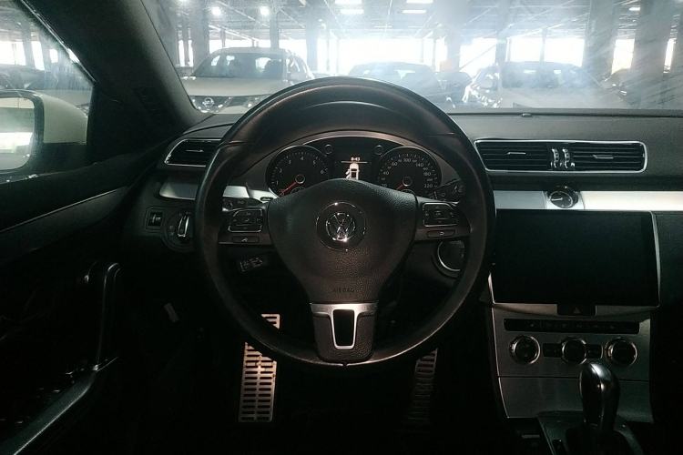 Used Volkswagen FAW-Volkswagen CC 2016 1.8TSI Prestige Model