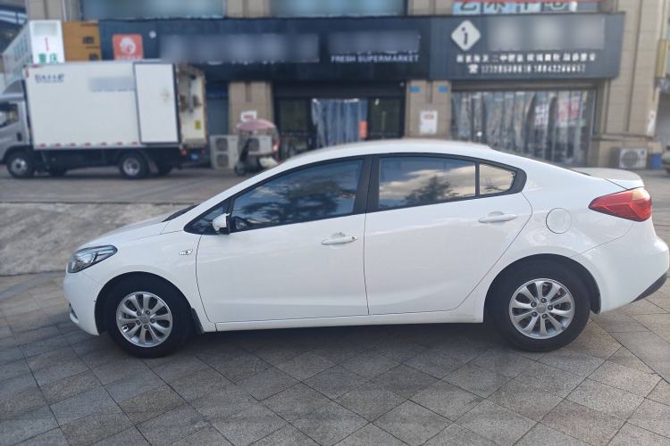 Used Kia K3 2013 1.6L Manual GL
