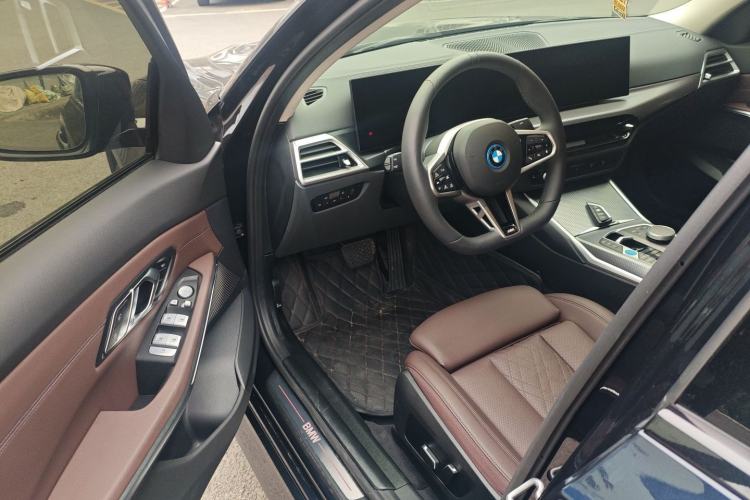 Used BMW i3 2025 eDrive 40 L Midnight Edition