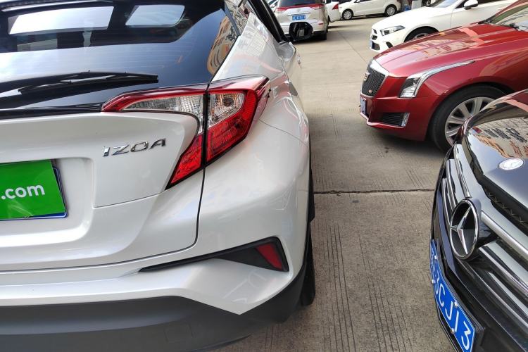 Used Toyota IZOA 2022 2.0L Yixing Version
