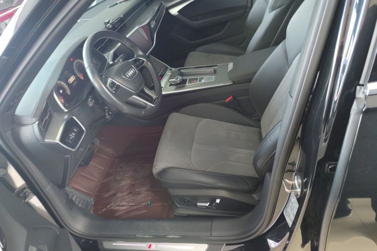 Used Audi A6L 2023 40 TFSI Luxury Dynamic Model
