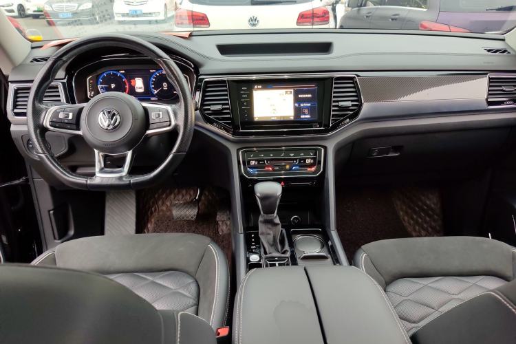 Used Volkswagen Teramont X 2019 330TSI Two-Wheel-Drive Prestige Luxury Edition
