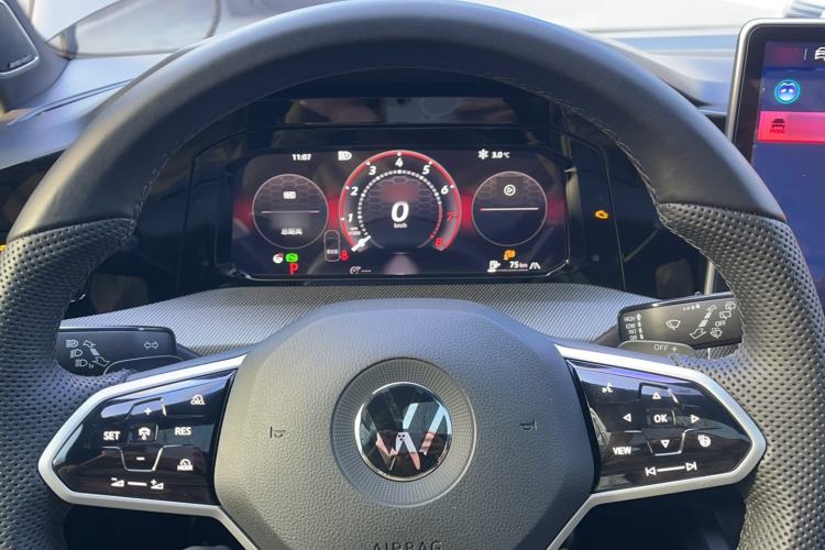 Used Volkswagen Golf GTI 2025 380TSI DSG GTI
