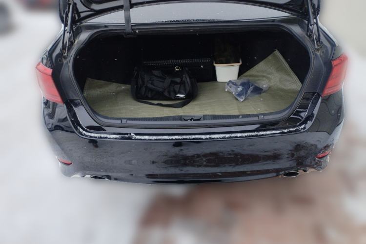 Used Toyota Crown 2018 2.0T Fashion Edition
