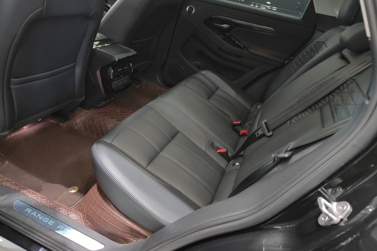 Used Land Rover Range Rover Evoque 2023 Aurora L 249 PS Collins Antique Bronze Special Edition
