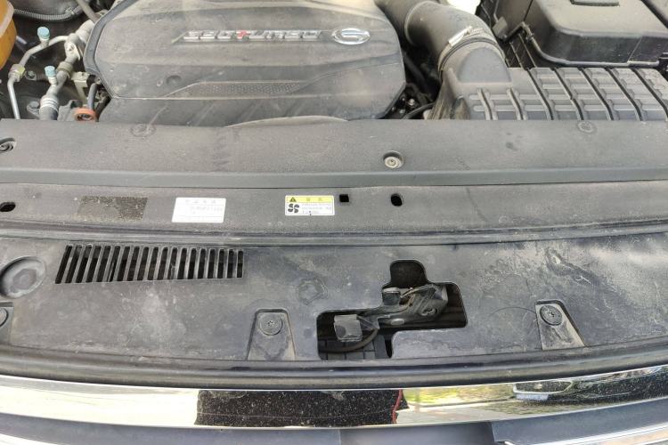 Used GAC Trumpchi GS8 2017 320T Two-Wheel Drive Luxury Smart Connectivity Version (7 Seats)
