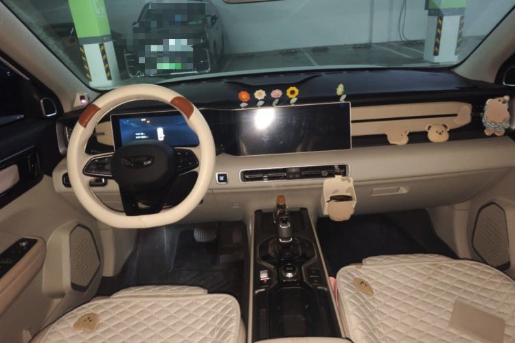 Used Geely Auto icon 2023 1.5TD Chocolate Luxe Edition