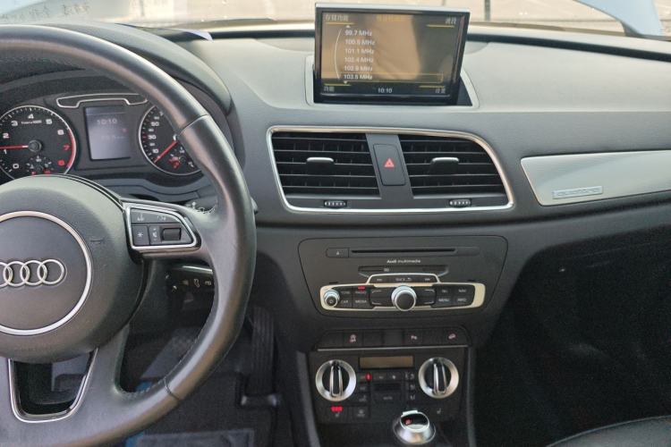 Used Audi Q3 2015 35 TFSI quattro Comfort model
