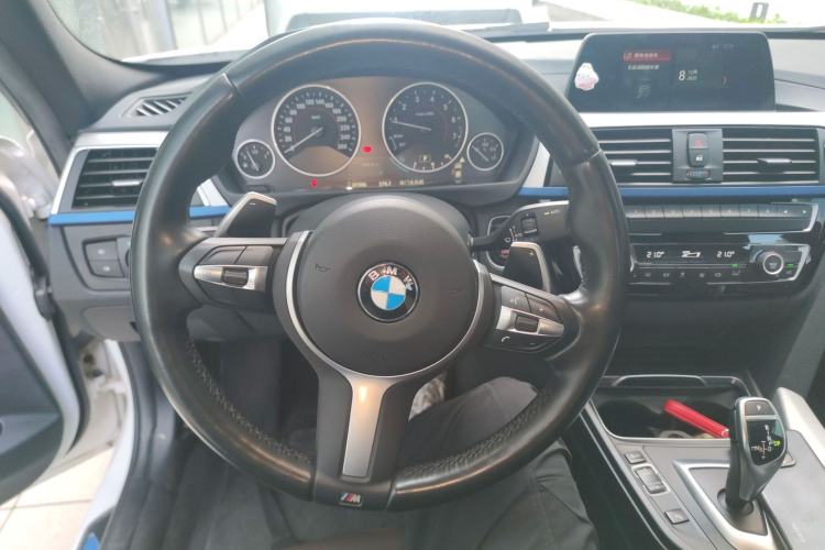 Used BMW 3 Series 2019 320i M Sport Package
