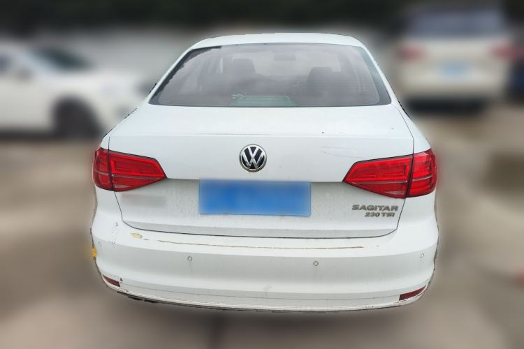 Used Volkswagen Sagitar 2015 230TSI Automatic Comfort Version