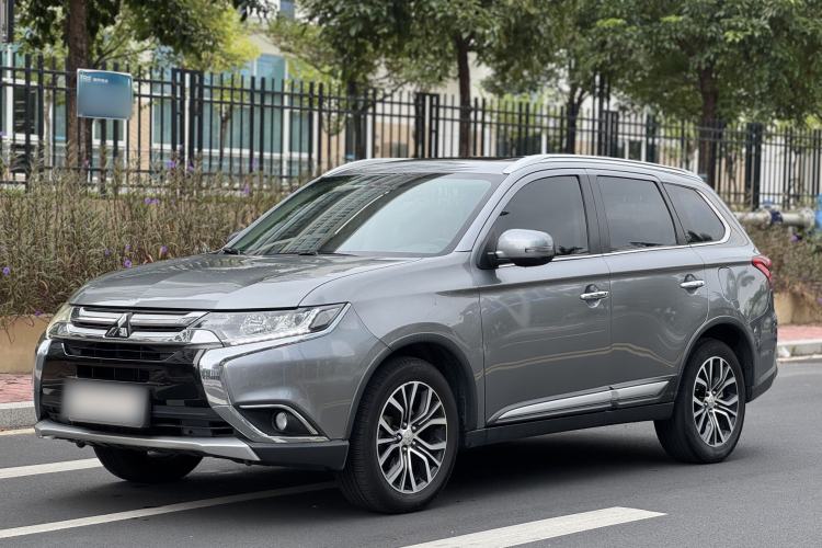 Used Mitsubishi Outlander 2018 2.4L 4x4 Elite Edition 5 Seats