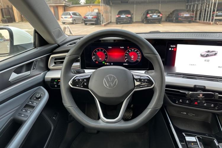 Used Volkswagen Lamando 2024 Lavida L 280TSI DSG Cool & Spicy Edition
