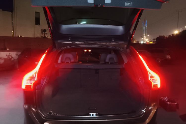 Used Volvo XC60 2017 T5 AWD Smart Range Edition
