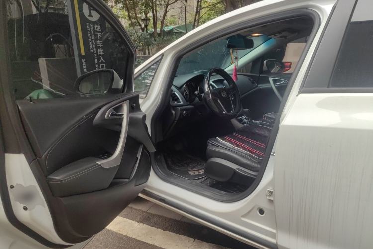 Used Buick GT 2014 XT 1.6L Automatic Fashion Edition