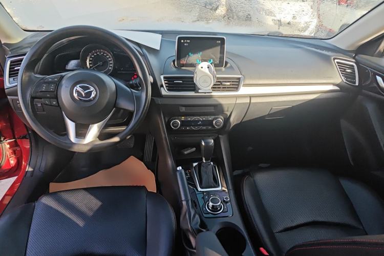 Used Mazda Mazda 3 Axela 2016 Sedan 1.5L Automatic Luxury Model
