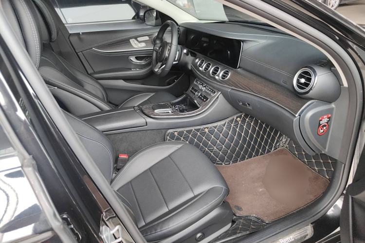 Used Mercedes-Benz E-Class 2019 Restyled E 300 L Sporty and Stylish Edition
