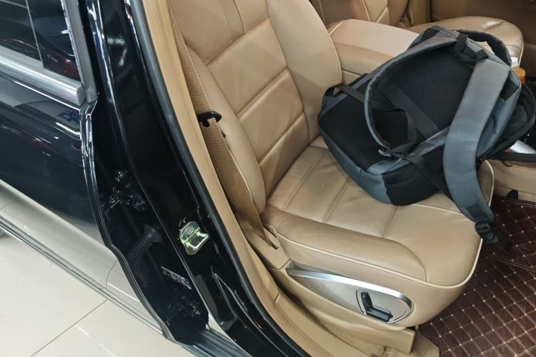 Used Mercedes-Benz R-Class 2017 R 320 4MATIC Business Edition Prestige Model