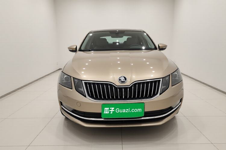Used Skoda Octavia 2018 1.6L Automatic Luxury Edition