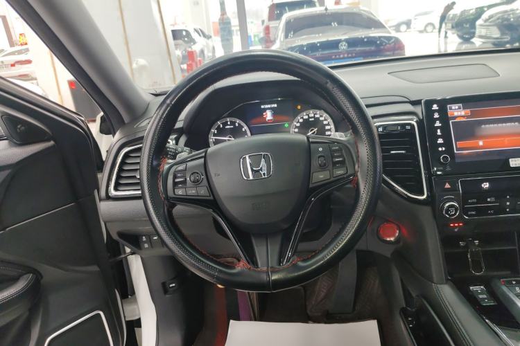 Used Honda UR-V 2020 370TURBO Two-Wheel Drive Luxury Edition
