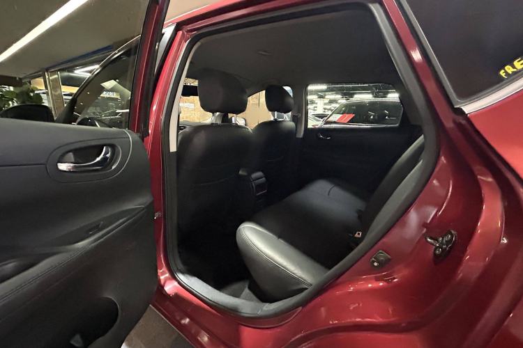 Used Nissan Tiida 2011 1.6L CVT Comfort Model
