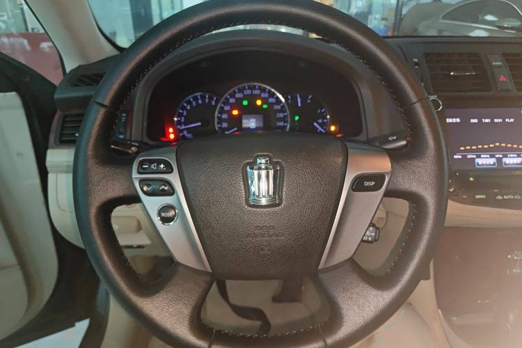 Used Toyota Crown 2012 2.5L Royal Leather Edition