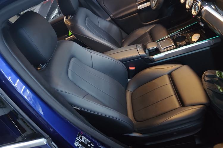 Used Mercedes-Benz GLB 2021 GLB 200 Fashion Model
