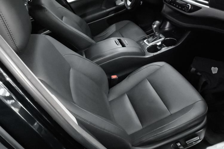 Used Toyota Highlander 2015 2.0T Two-Wheel Drive Luxury Edition 7 Seats
