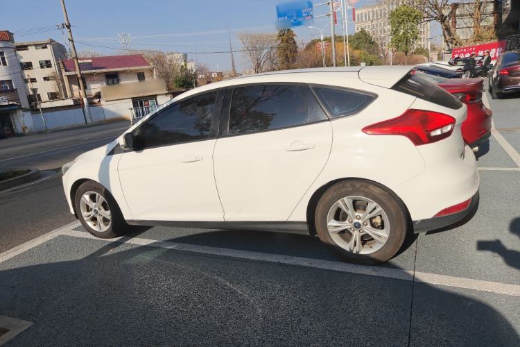 Used Ford Focus 2015 Hatchback 1.6L Automatic Comfort Model
