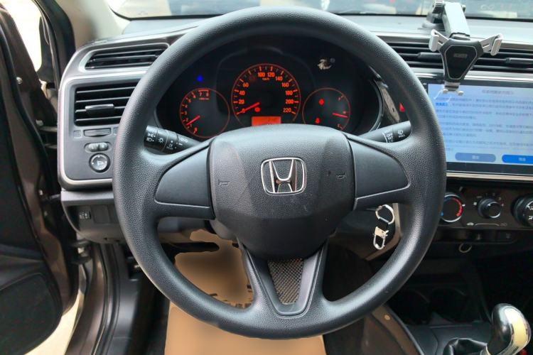 Used Honda Greiz 2016 1.5L Manual Classic Edition
