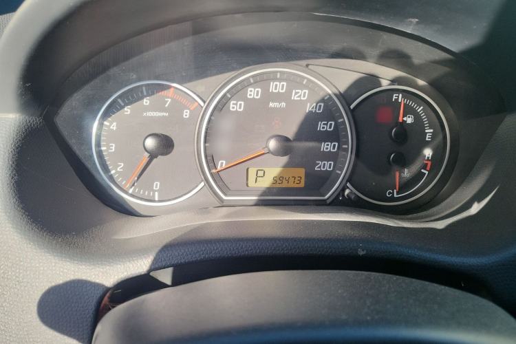 Used Suzuki Swift 2014 1.5L Automatic Fashion Edition
