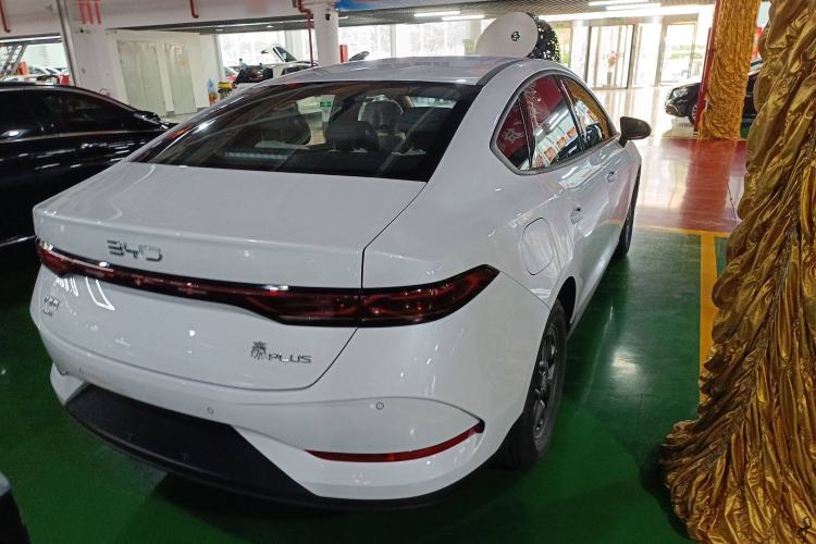 Used BYD Qin PLUS 2025 DM-i Smart Drive 55KM Leading Model
