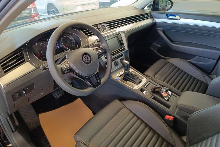 Used Volkswagen Magotan 2019 280TSI DSG Comfort Model China VI Standard
