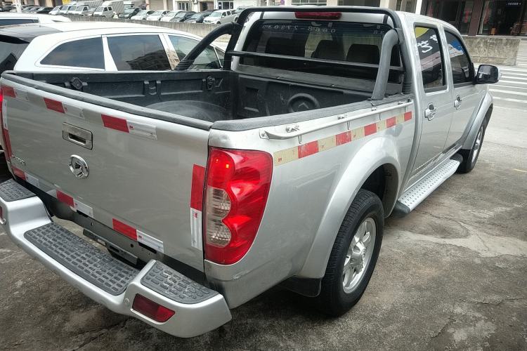 Used Great Wall Wingle 5 2017 2.0T European-Style Diesel Two-Wheel-Drive Elite Version with Large Double Cab – GW4D20B