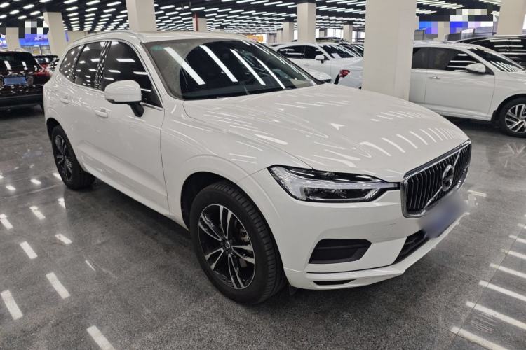 Used Volvo XC60 2019 T5 4x4 Zhiyuan Edition China VI Standard
