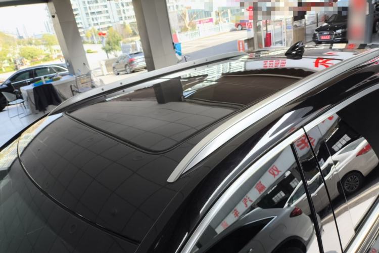 Used Cadillac XT4 2021 28T Two-Wheel Drive Leading Version
