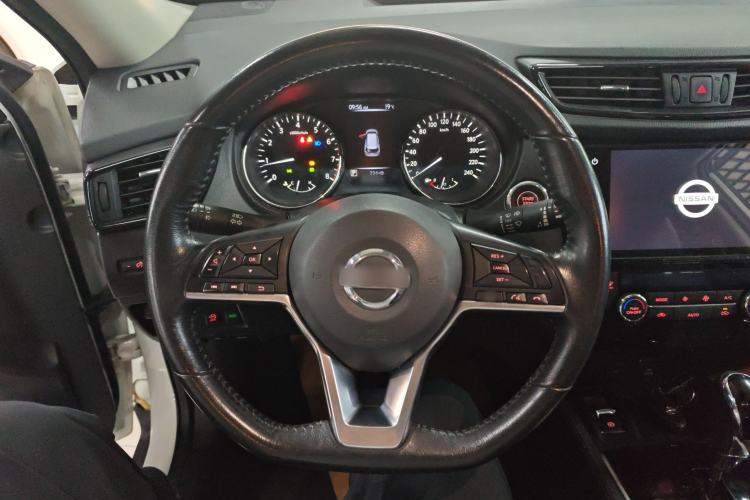 Used Nissan X-Trail 2019 2.0L CVT Smart Connect Comfort Edition 2WD
