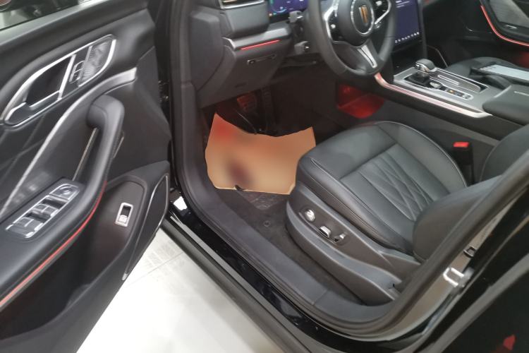 Used Hongqi HS7 PHEV 2024 2.0T PHEV Four-Wheel Drive Flagship Edition 6 Seats
