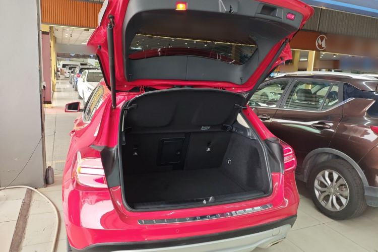 Used Mercedes-Benz GLA 2015 GLA 220 4MATIC Luxury Model