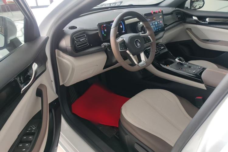 Used BYD Qin PLUS 2024 HONOR Edition DM-i 55KM Leading Model