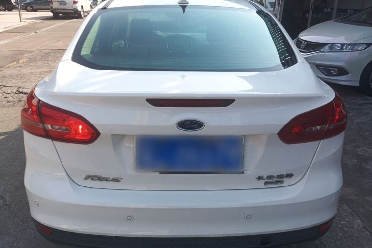 Used Ford Focus 2018 Sedan Classic EcoBoost 125 Automatic Supercharged Style SmartDrive Edition