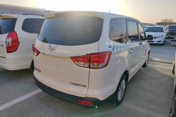 Used Wuling Hongguang 2015 1.5L S1 Standard China V-Emission Standards
