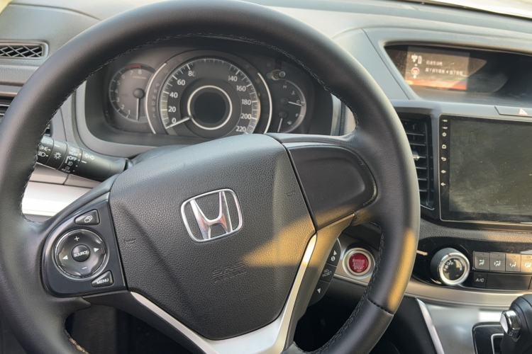 Used Honda CR-V 2016 2.0L two-wheel drive Urban Edition
