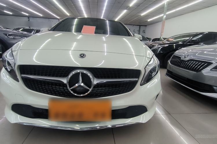 Used Mercedes-Benz A-Class 2017 Revised Version A 200 Fashion Edition
