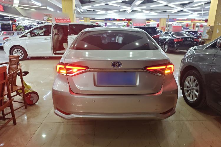 Used Toyota Corolla 2021 Dual-Engine 1.8L E-CVT Pioneer Edition