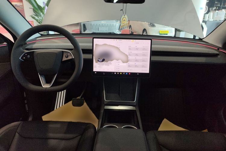 Used Tesla Model Y 2025 Rear-Wheel-Drive Version