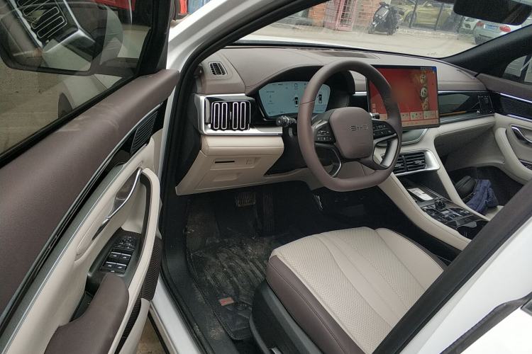 Used BYD Song PLUS New Energy 2025 EV Intelligent Driving Version 520km Premium Model
